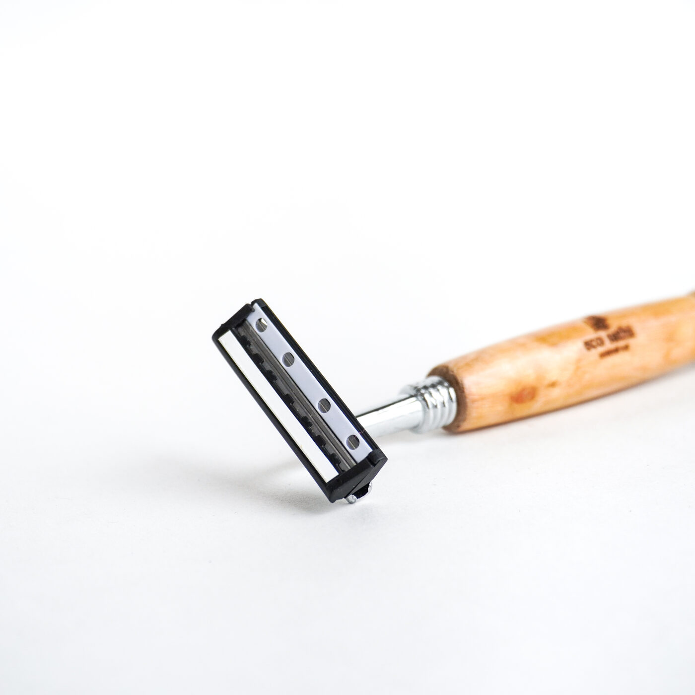 Bamboo Razor with Blade